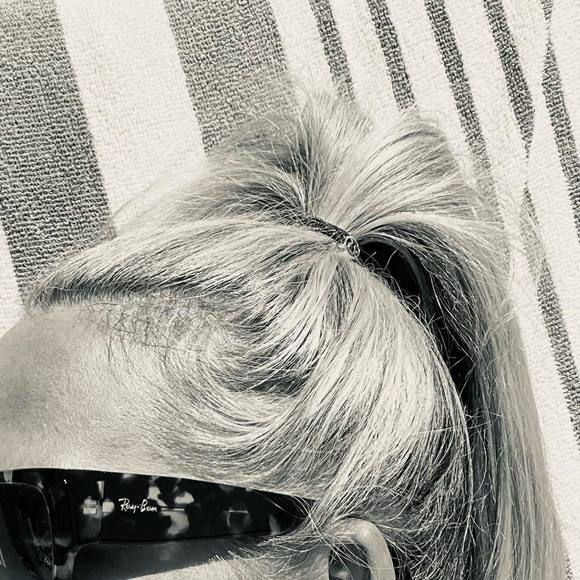 Meet your Posher, Kelly - Picture 1 of 1